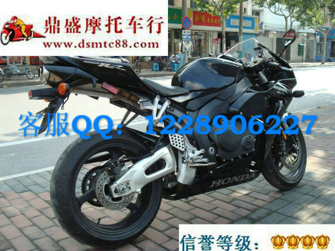 货到付款热卖本田CBR1000RR摩托车